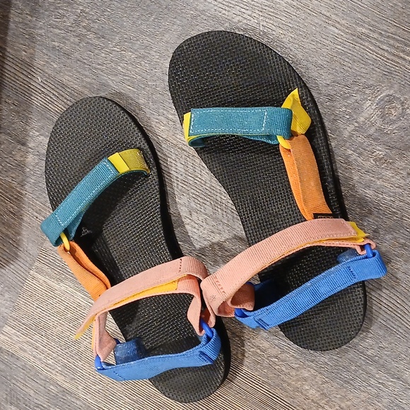 Teva sandals 10 - Picture 4 of 7